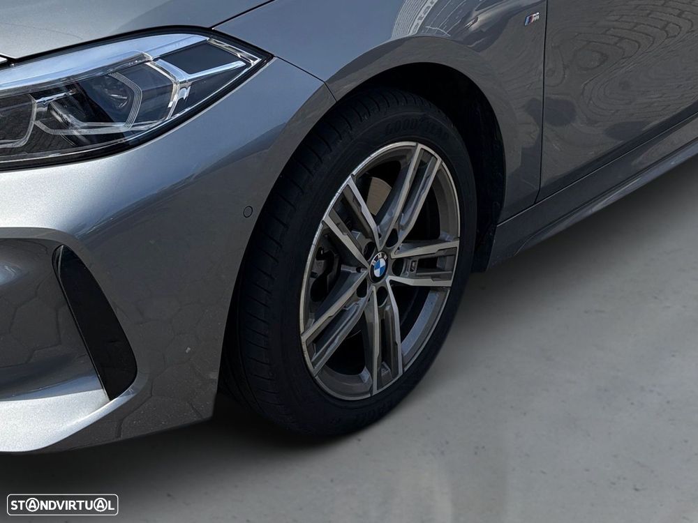 BMW 116 d Pack Desportivo M Auto - 5