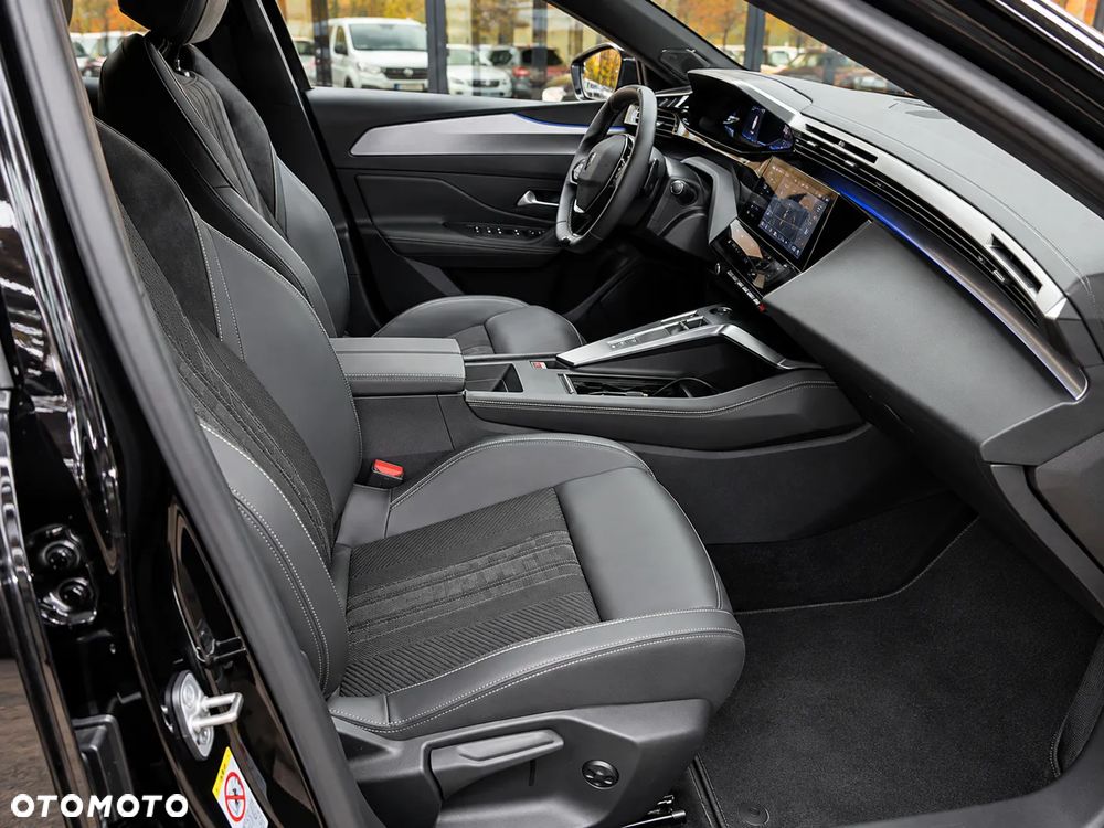 Peugeot 308 2023 photo 5