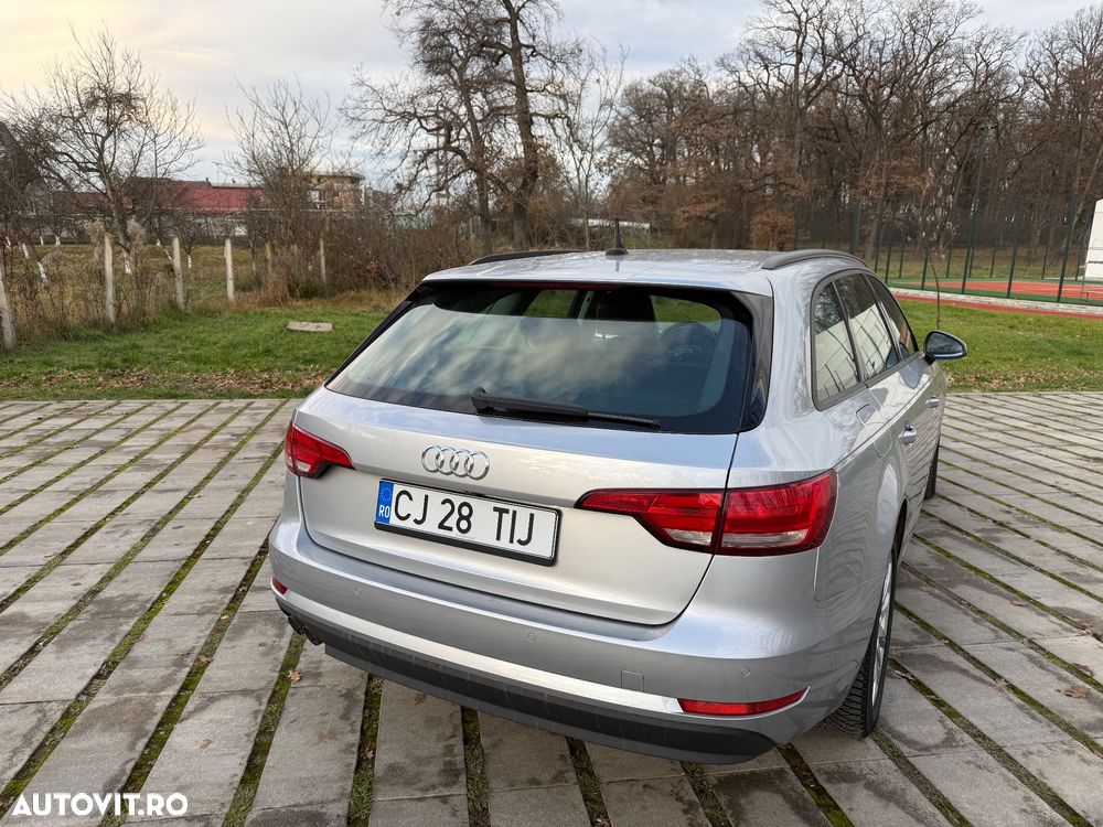 Audi A4 Avant 2.0 TDI DPF clean diesel multitronic Ambiente - 5