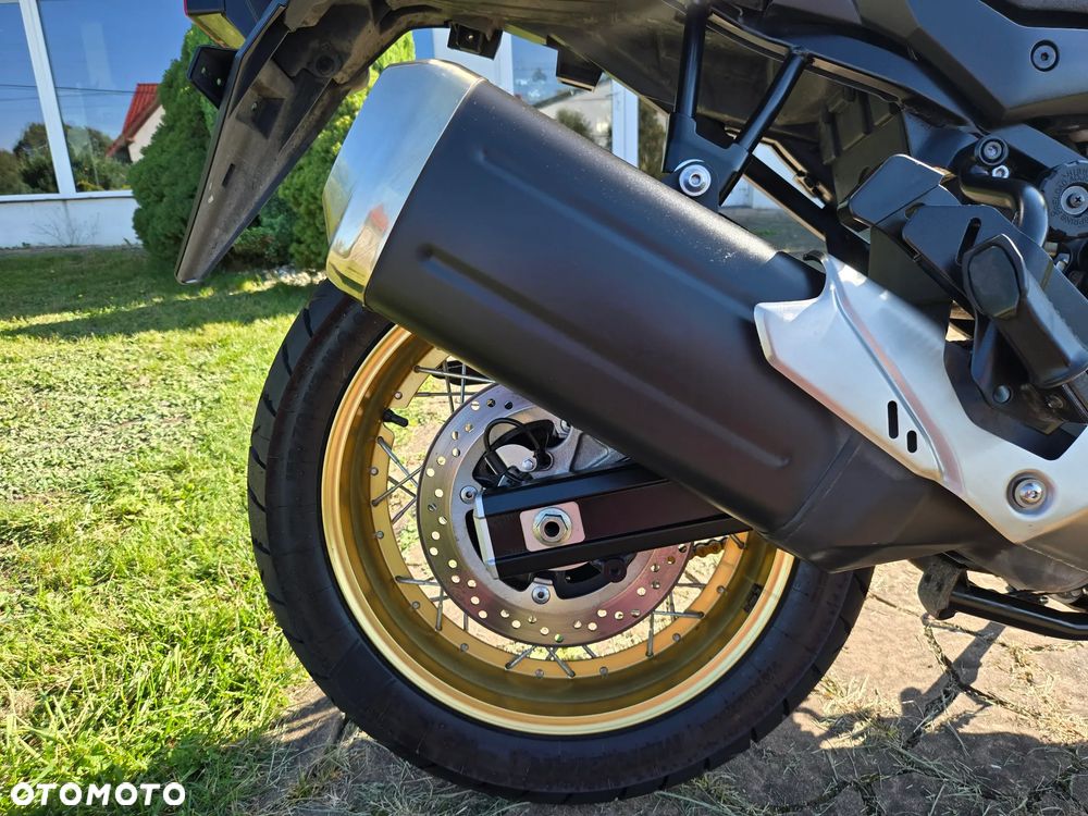 Suzuki V-STROM - 22
