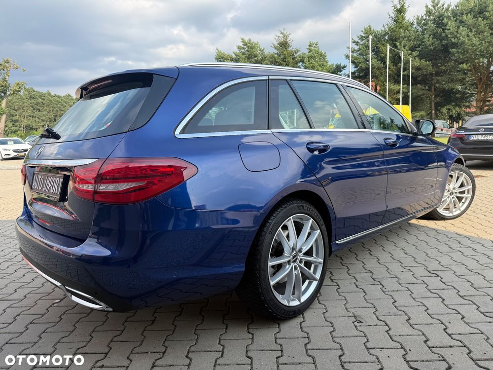 Mercedes-Benz Klasa C 180 (BlueEFFICIENCY) 7G-TRONIC Avantgarde - 7