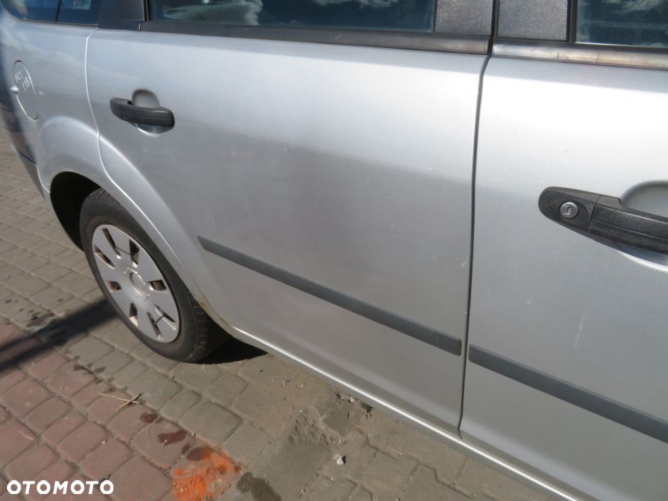 DRZWI TYLNE PRAWE FOCUS II MK2 KOMBI O3  MOONDUST SILVER FORD 2004-2008 - 4