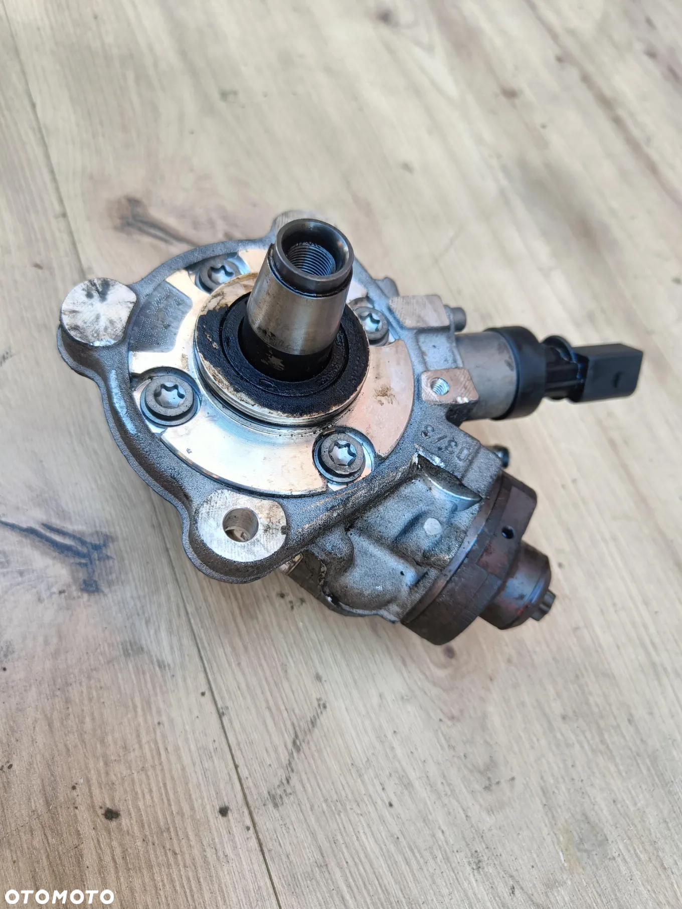 BMW E60 E87 E90 2.0D N47 POMPA WTRYSKOWA 7807495 - 5