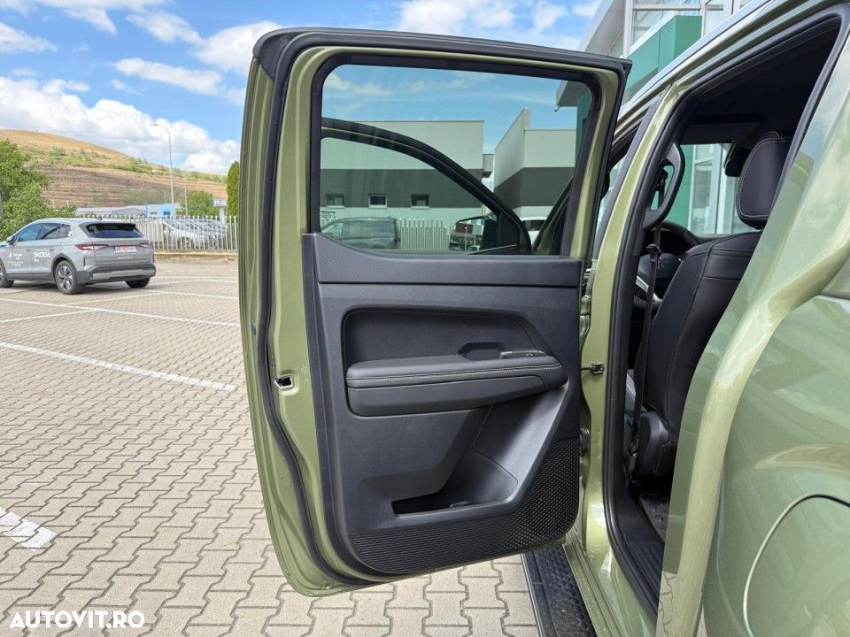 Volkswagen Amarok - 24