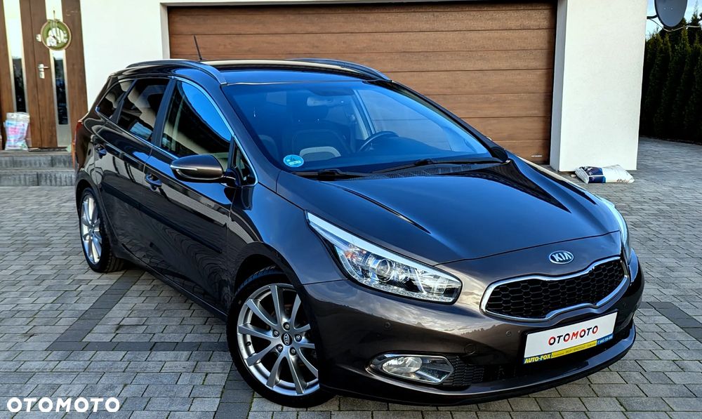 Kia Ceed 1.6 GDI ISG Dream-Team Edition - 22