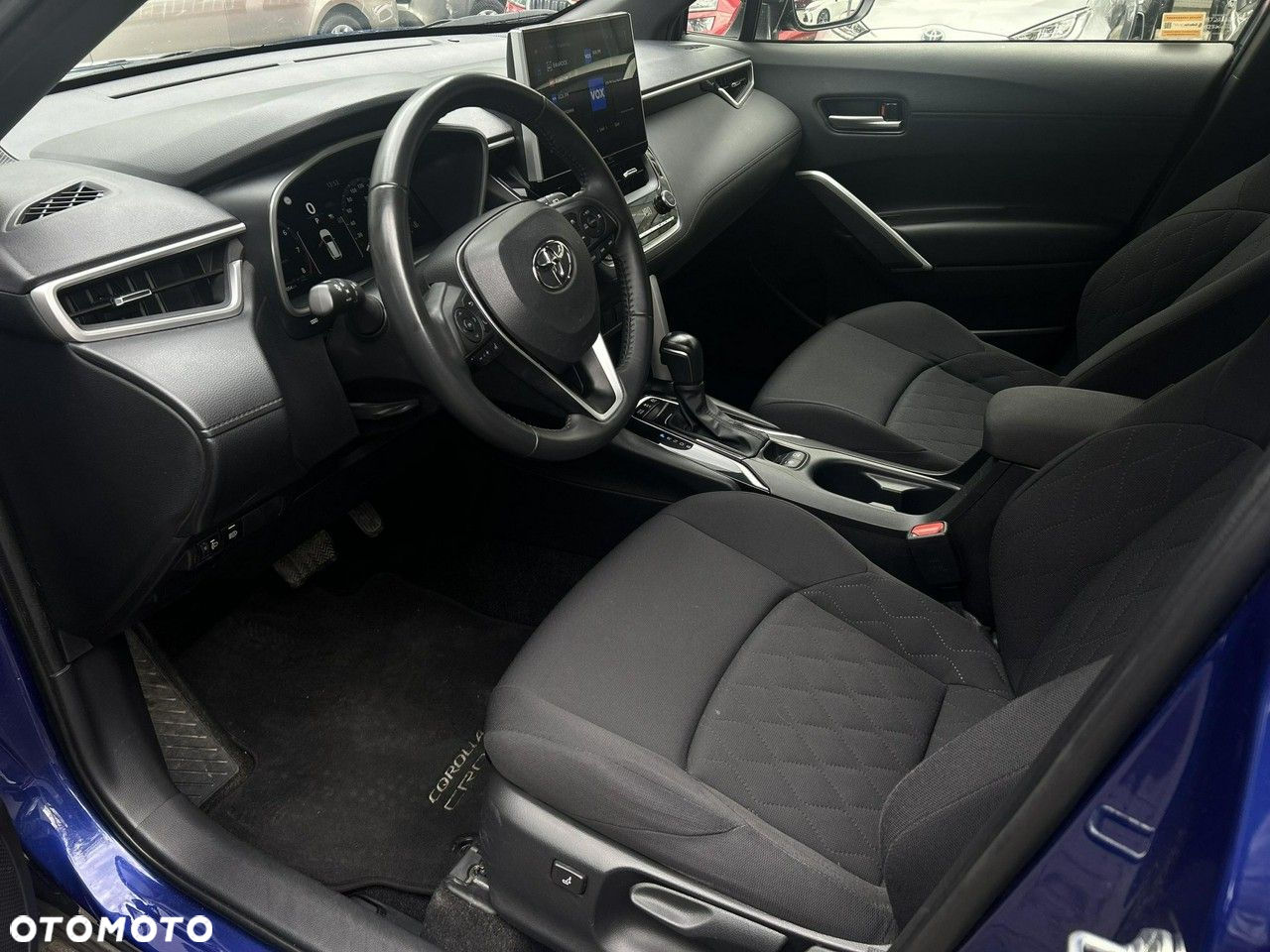 Toyota Corolla Cross - 10