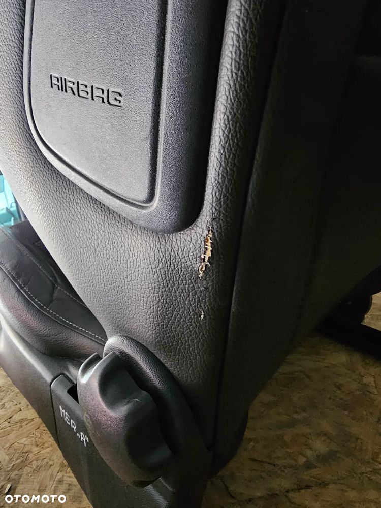 FOTELE TAPICERKA BOCZKI PÓŁSKÓRA RECARO OPEL MERIVA A OPC EUROPA LĘDŹWIA - 22