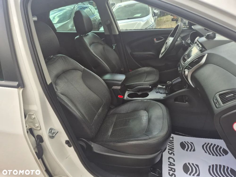 Hyundai ix35 2.0 CRDi 4WD Automatik Premium - 13