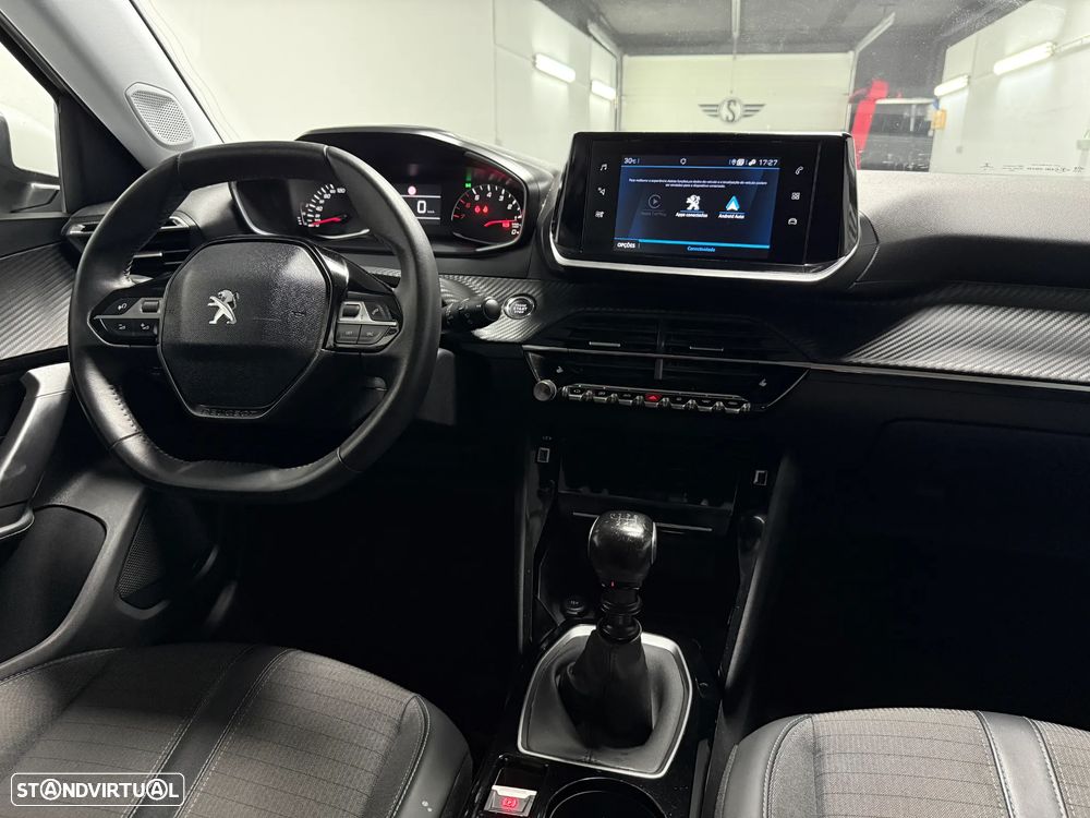 Peugeot 2008 1.2 PureTech Allure - 22