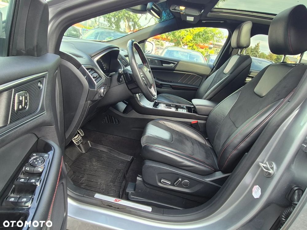 Ford Edge 2.0 EcoBlue Twin-Turbo 4WD ST-Line - 22