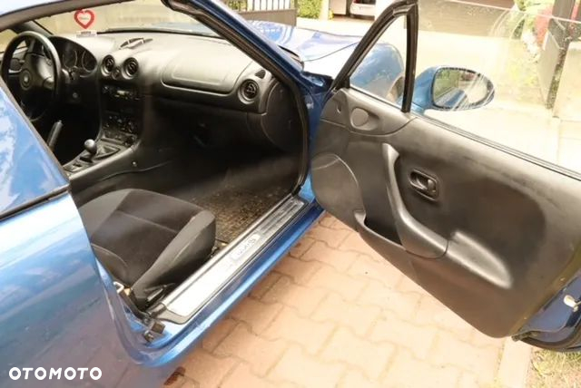 Mazda MX-5 1.9 16V - 8