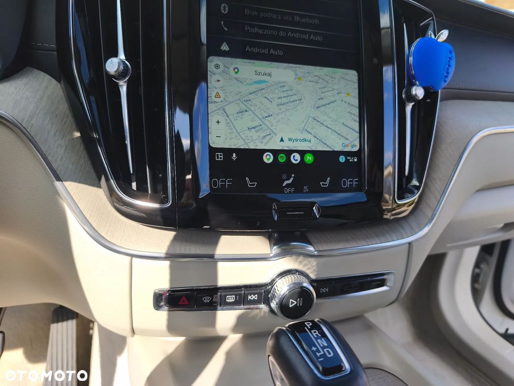 Volvo XC 60 D4 Inscription - 17