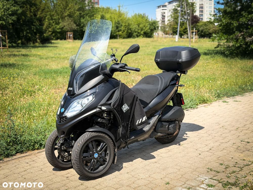 Piaggio MP-3 - 3