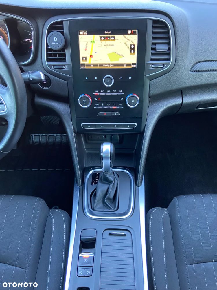 Renault Megane ENERGY TCe 140 EDC LIMITED - 24