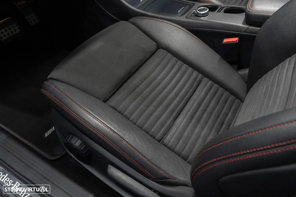 Mercedes-Benz GLA 180 AMG Line Aut. - 24