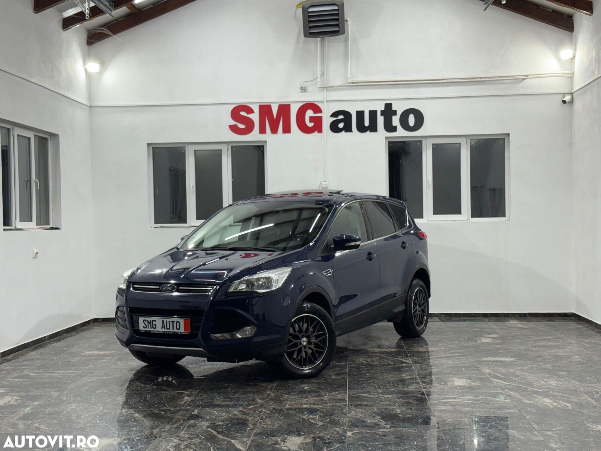 Ford Kuga 2.0 TDCi 4WD Powershift Titanium - 1