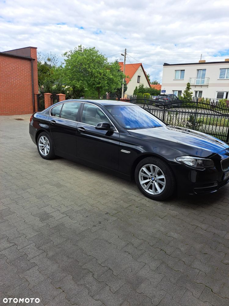 BMW Seria 5 520d xDrive - 6