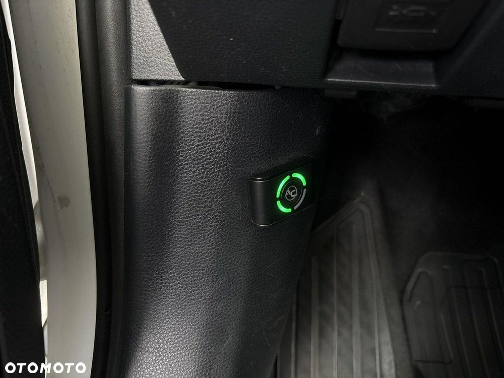 Toyota Corolla 1.8 Hybrid Comfort - 21