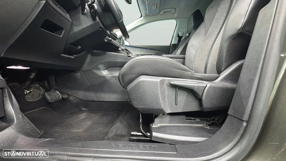 Peugeot 5008 1.5 BlueHDi Allure EAT8 - 9