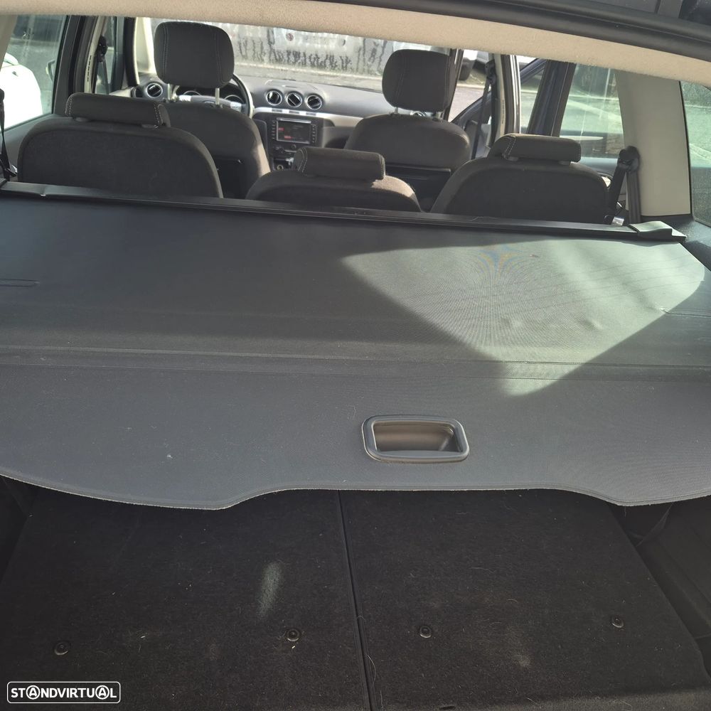 Ford S-Max 2.0 TDCi Titanium 7L - 4