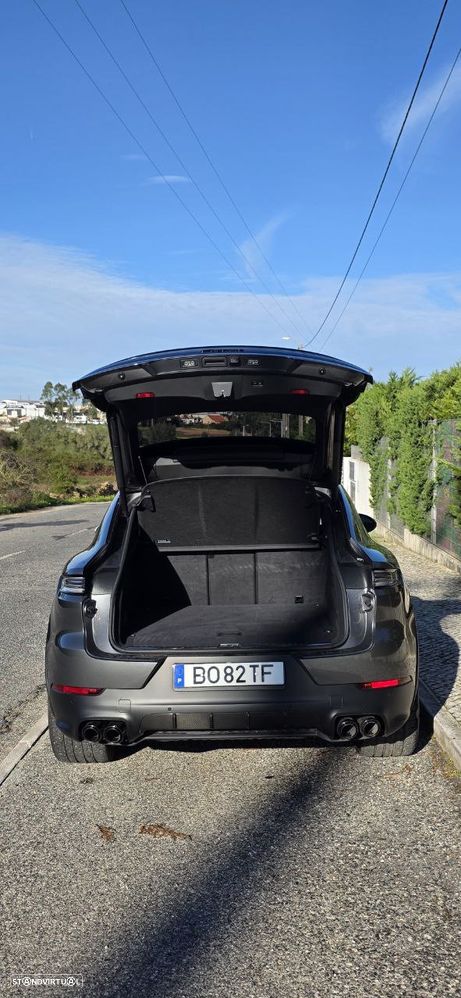 Porsche Cayenne Coupé E-Hybrid Tiptronic S Black Edition - 23