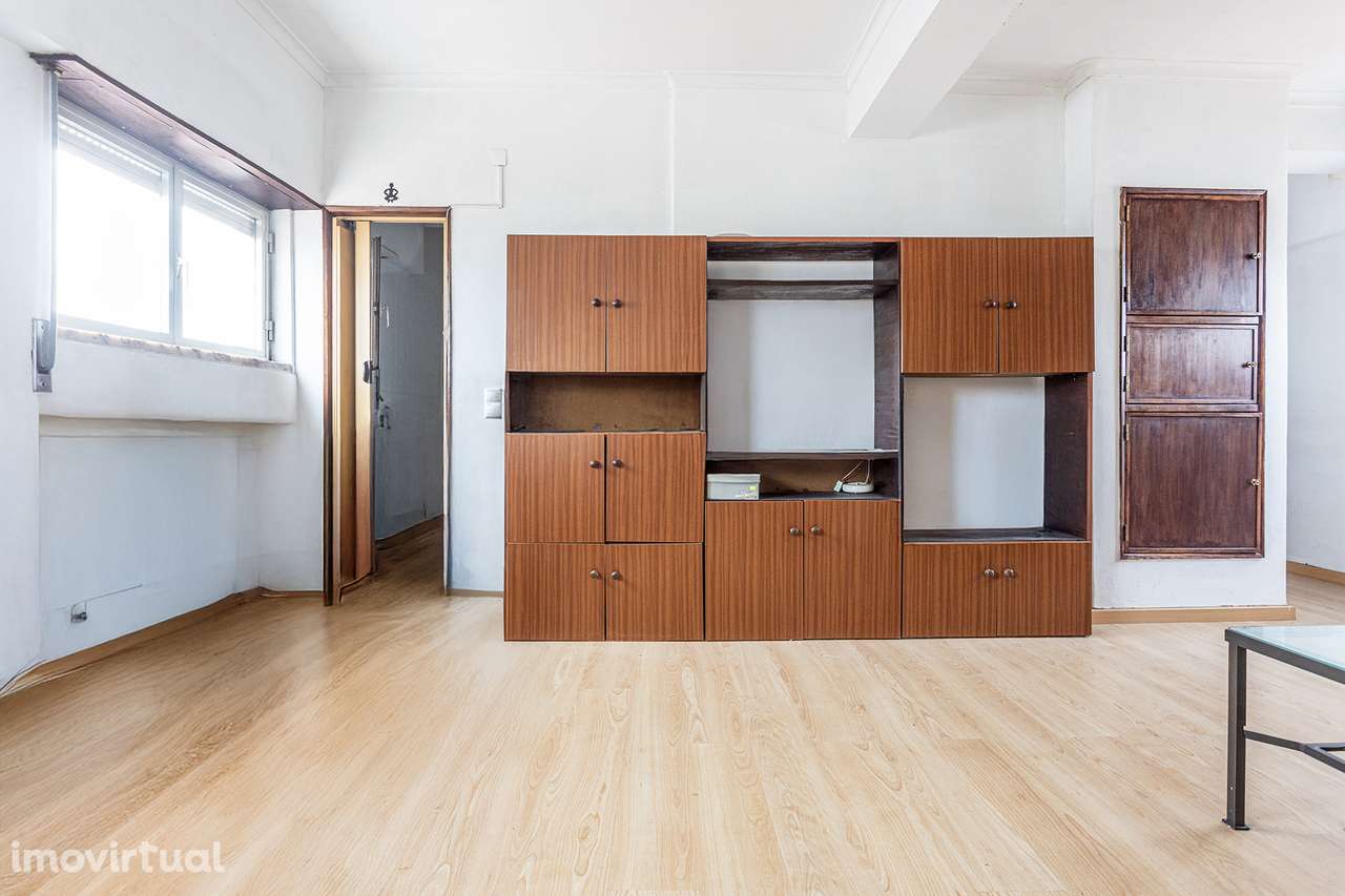 Atelier T0 em Queluz - Grande imagem: 5/8