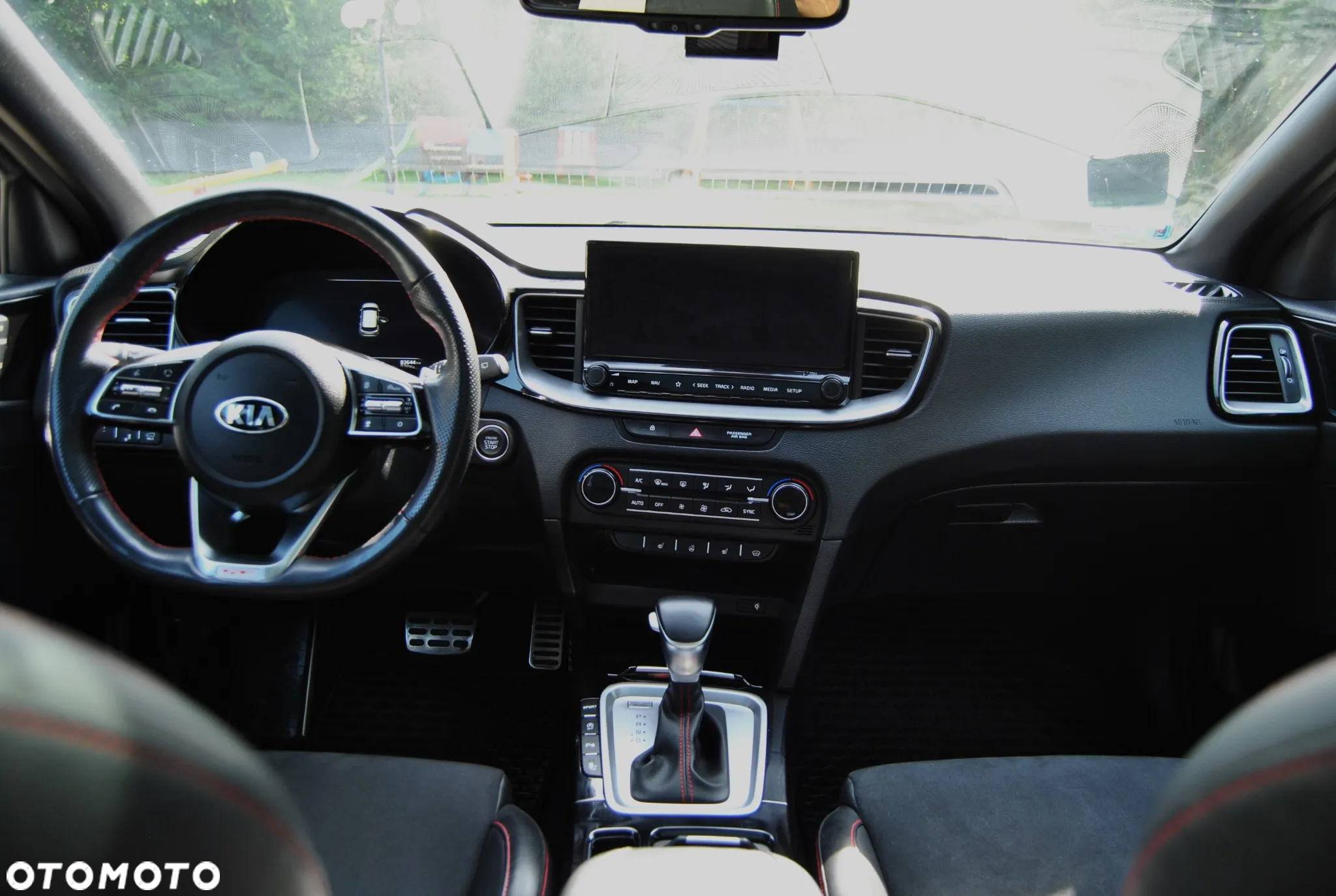 Kia ProCeed 1.6 T-GDI GT DCT - 9