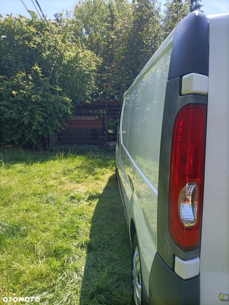 Opel Vivaro - 15