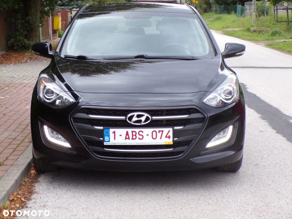 Hyundai i30 1.6 CRDi BlueDrive Comfort - 9