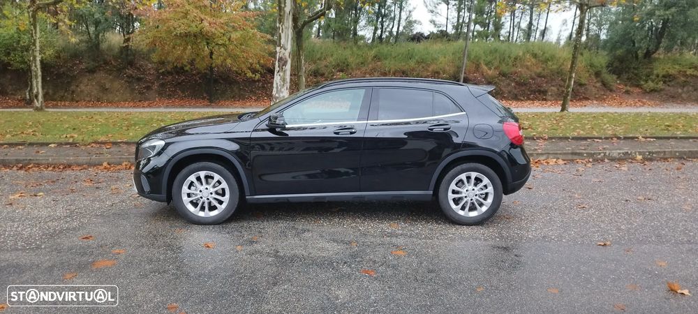 Mercedes-Benz GLA 180 d 7G-DCT Activity Edition - 22