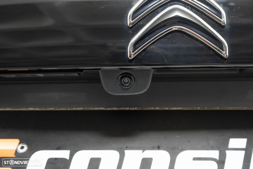 Citroën C4 1.2 PureTech Shine EAT8 - 17