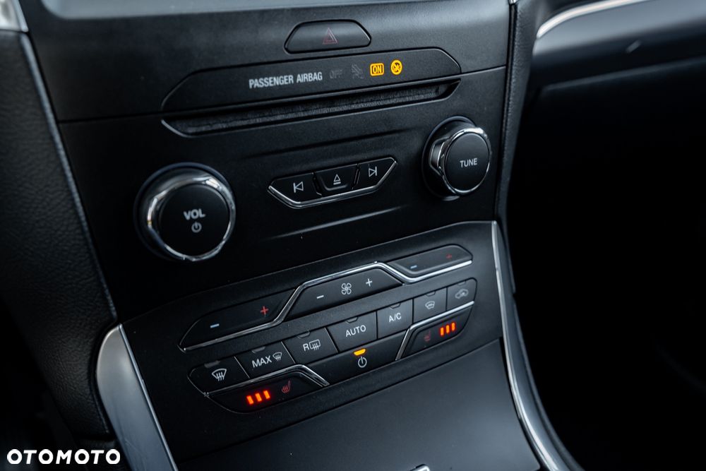 Ford S-Max 2.0 TDCi 4WD Trend PowerShift - 36