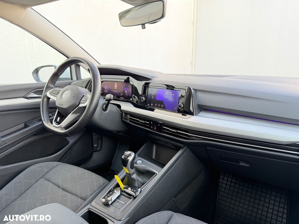 Volkswagen Golf 1.5 TSI ACT Life - 9