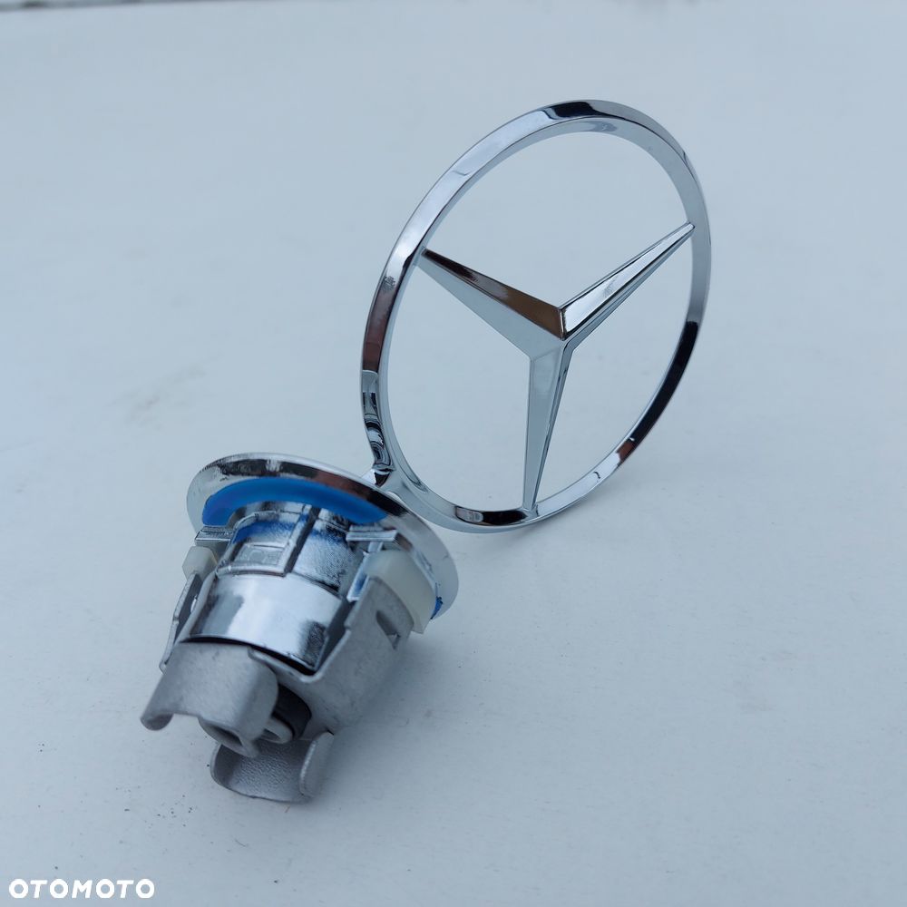 ZNACZEK EMBLEMAT NA MASKE MERCEDES GLE W167 C W204 E W211 W212 W213 S W221 W222 W223 EQS W296 ORYGINAL NOWY 2218800086 - 13