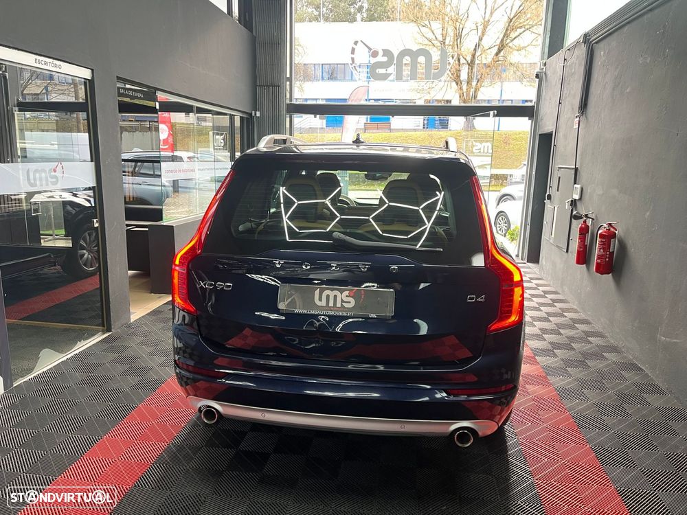 Volvo XC 90 2.0 D4 Momentum - 5