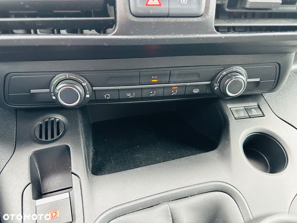 Toyota Proace City 1.5 D-4D  2,3t Active - 29