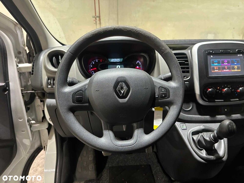 Renault Trafic - 14