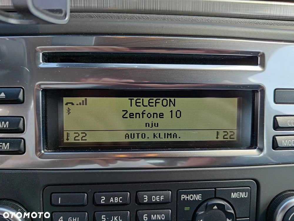 Volvo V70 2.0 Momentum - 32