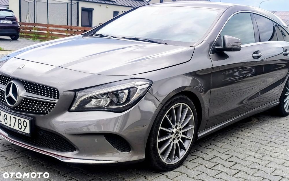 Mercedes-Benz CLA 180 - 2