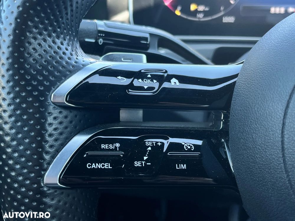 Mercedes-Benz C 300 MHEV 4MATIC - 15