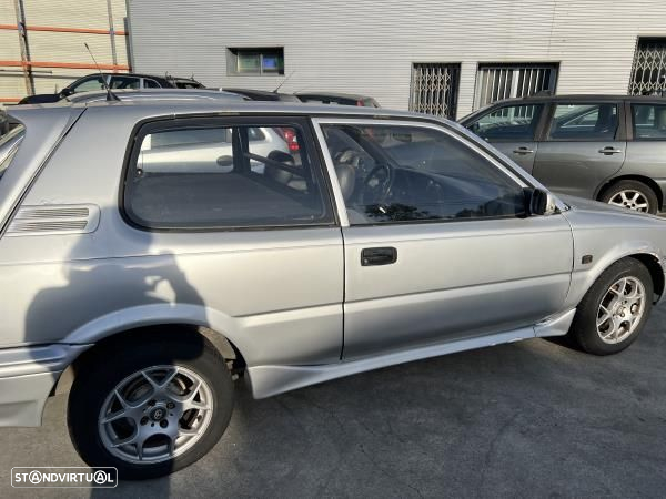 Para Peças Toyota Corolla (_E9_) - 4