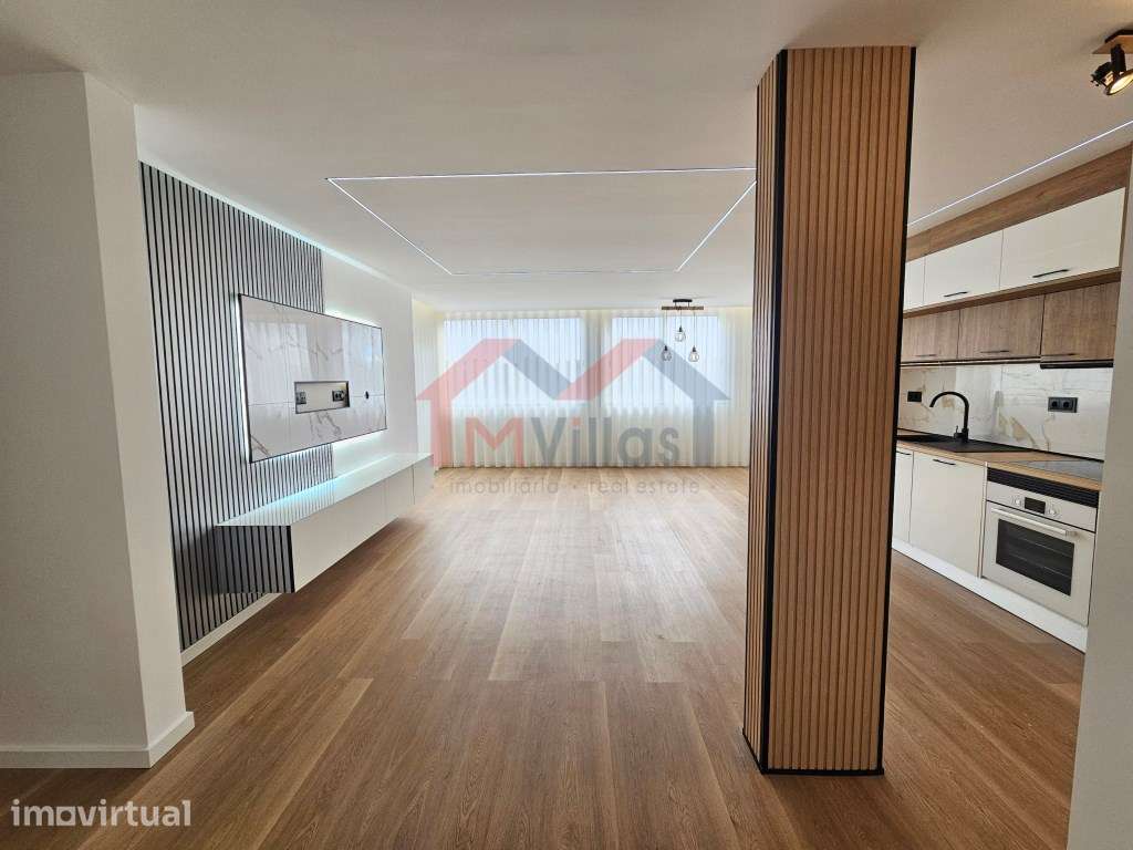 Apartamento T3 renovado perto do centro - Loulé - Grande imagem: 4/23