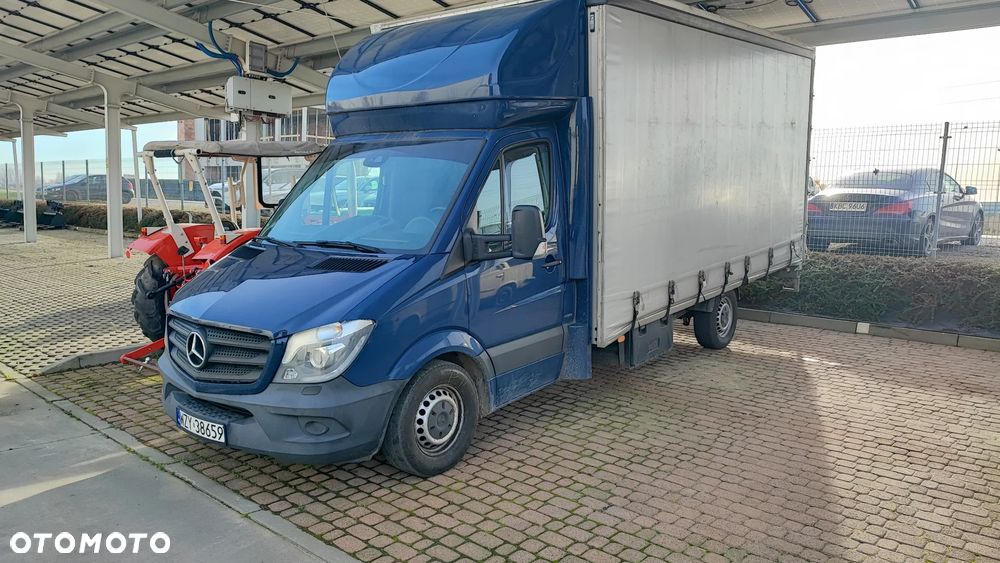 Mercedes-Benz Sprinter - 4
