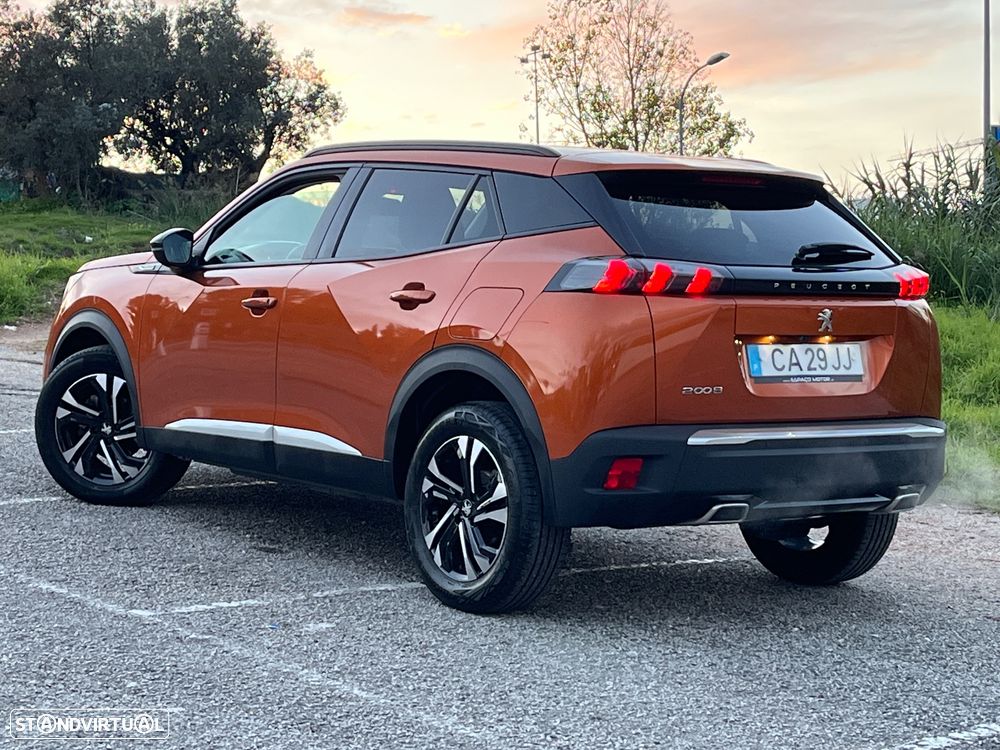 Peugeot 2008 PureTech 130 Allure - 3