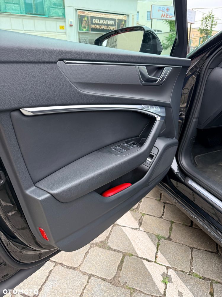 Audi A6 Avant - 13