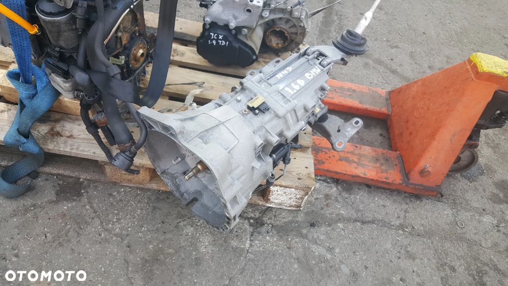 Skrzynia manualna 6 biegów BMW 1 E81 E82 E87 E88 1.6B - 2
