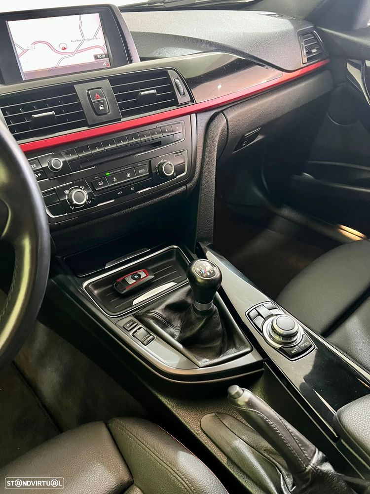 BMW 318 d DPF Edition Sport - 15