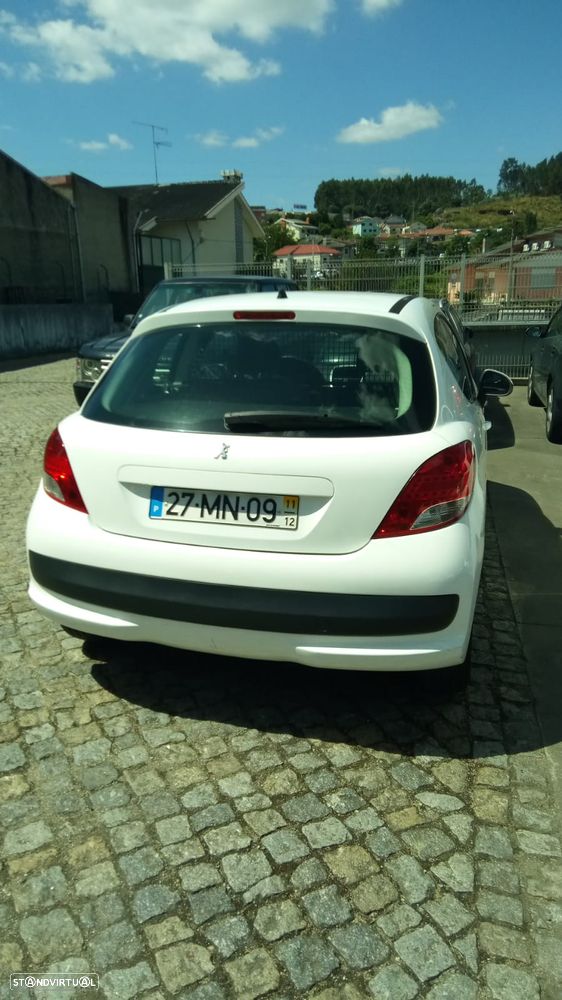 Peugeot 207 1.4 HDi Urban - 4
