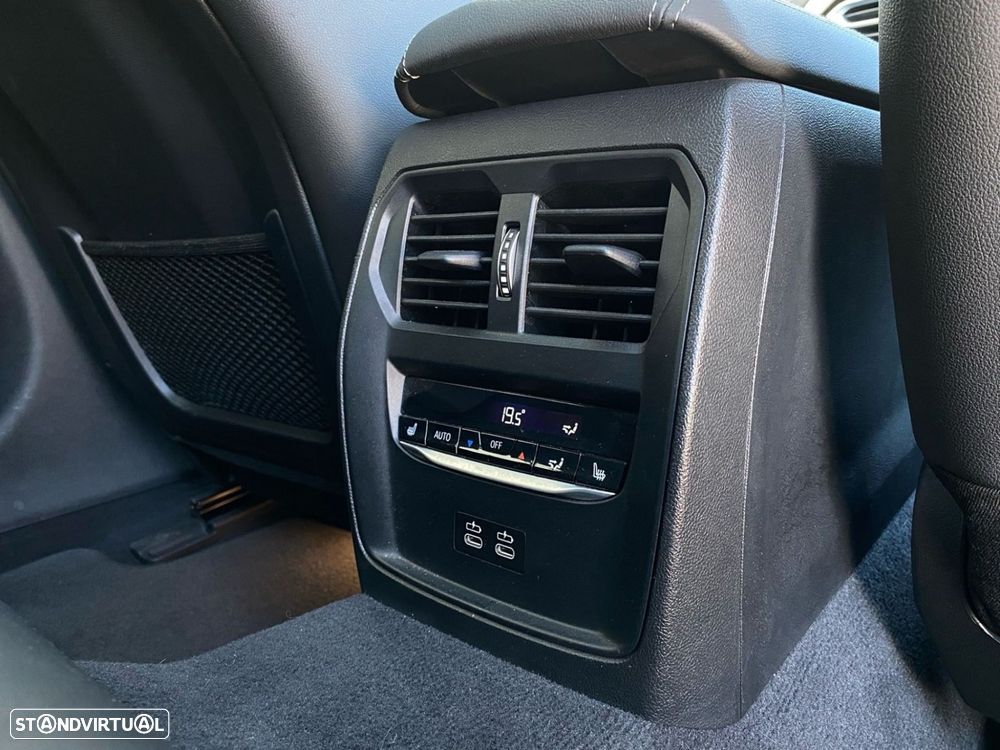 BMW i4 M50 - 25
