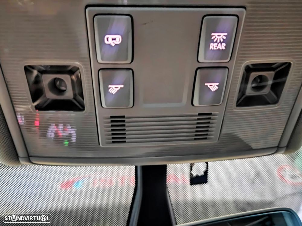 VW Golf Variant 1.6 TDi Highline DSG - 18